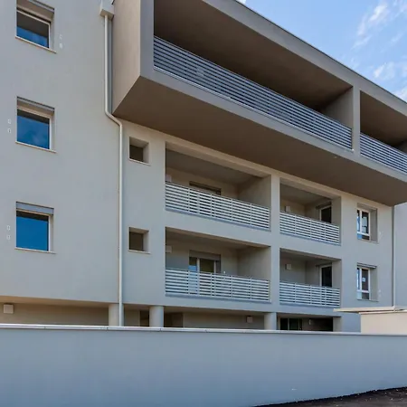 Ltapartments -bilocale Con Parcheggio A 10 Minuti Dalla Torre *